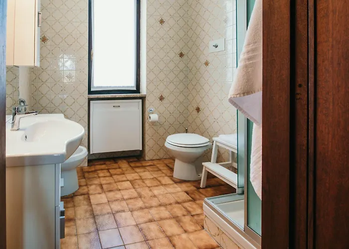 Miralago Playa - Lakeside L&b Apartment *